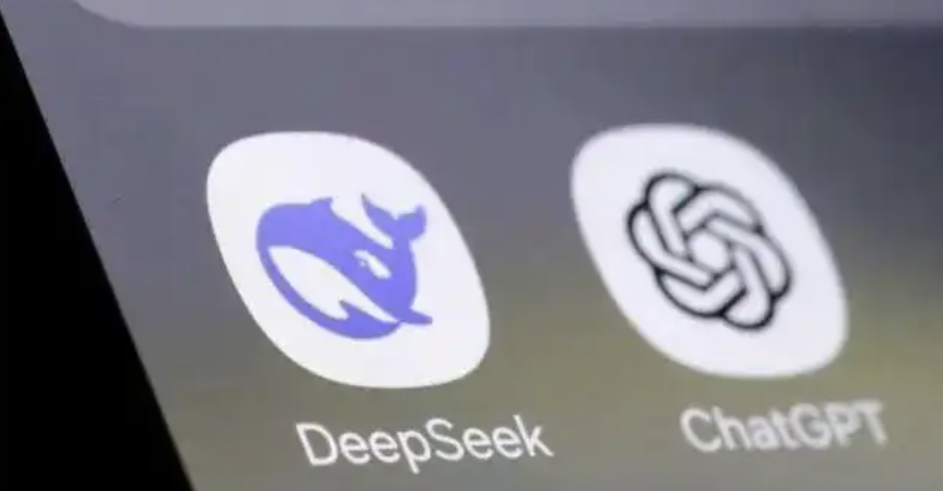  Manus爆火与DeepSeek的路线生死战