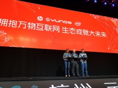 阿里巴巴、Intel、HP惠普联合发布首款HP YunOS Book